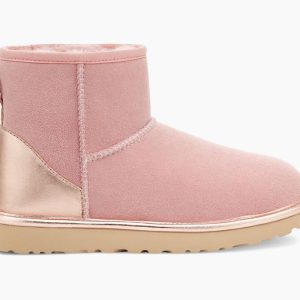 ugg-1120872