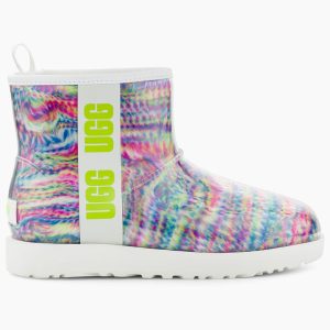 ugg-1127054